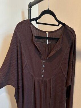 FREE PEOPLE tunic knit top, henley style, size small, brown